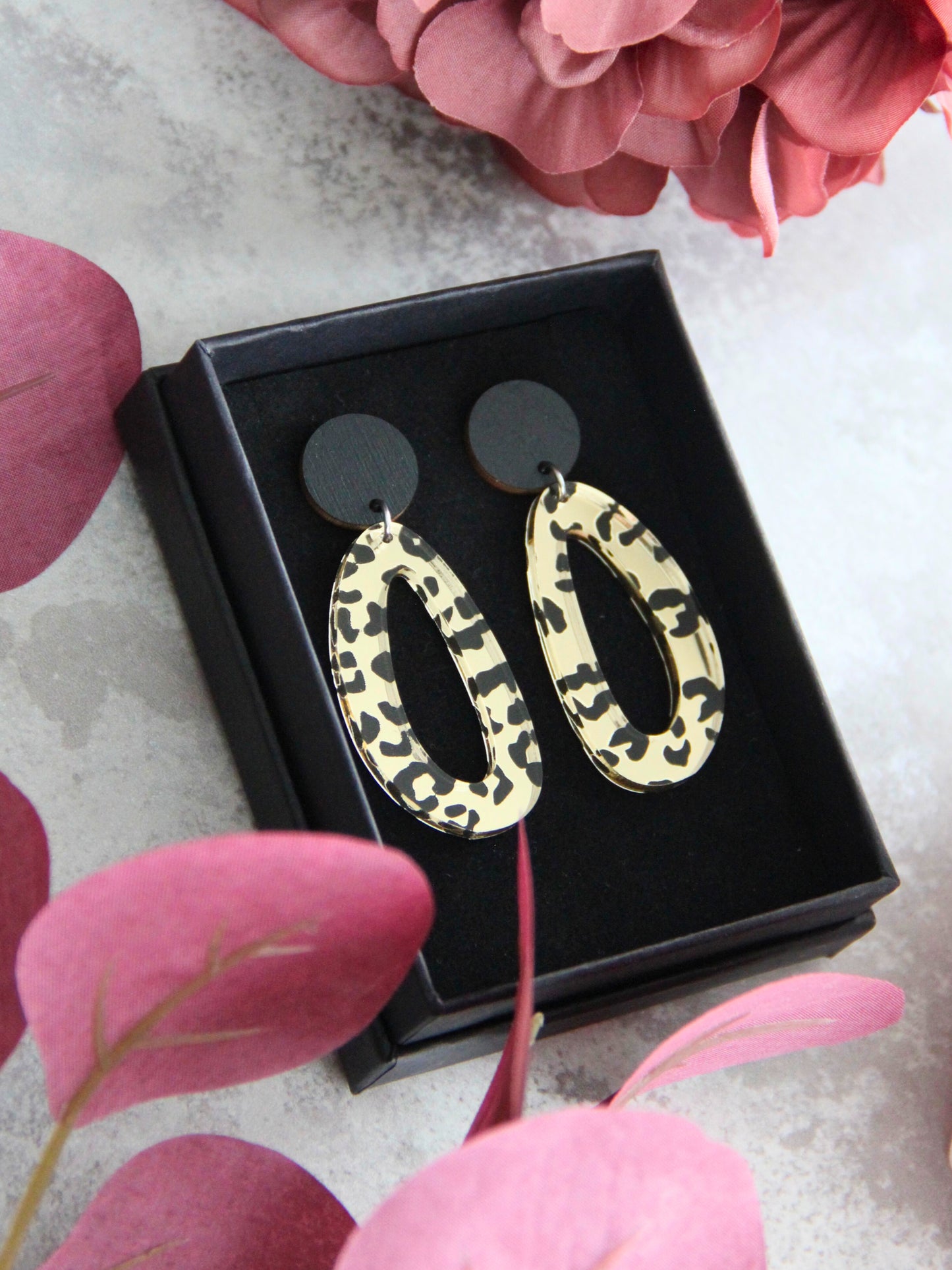 Eleonora -korvakorut peiliakryyli