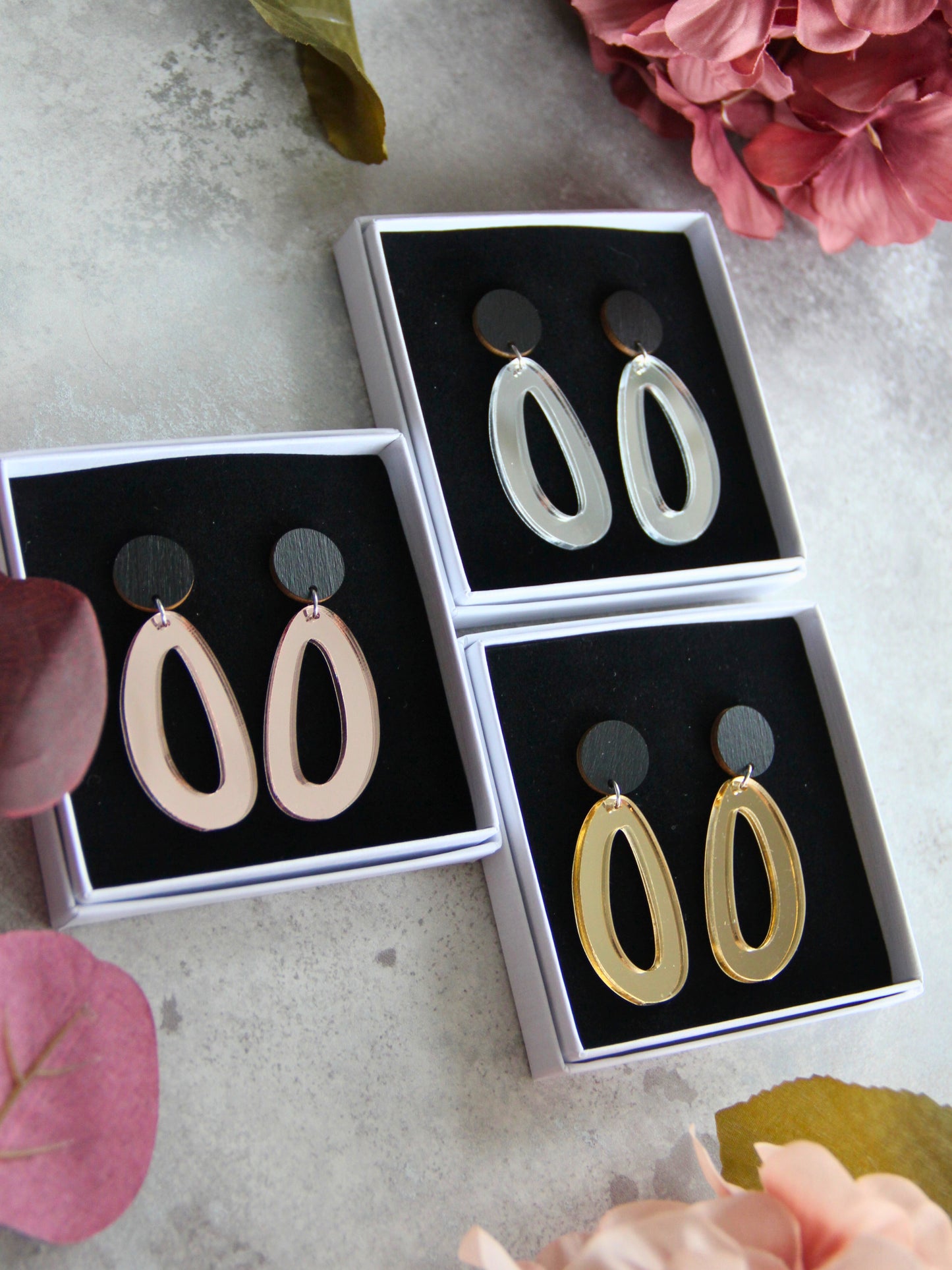 Eleonora -korvakorut peiliakryyli