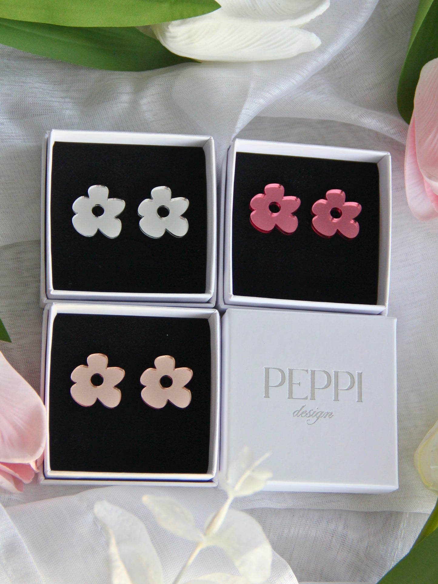 Pihlaja -nappikorvakorut