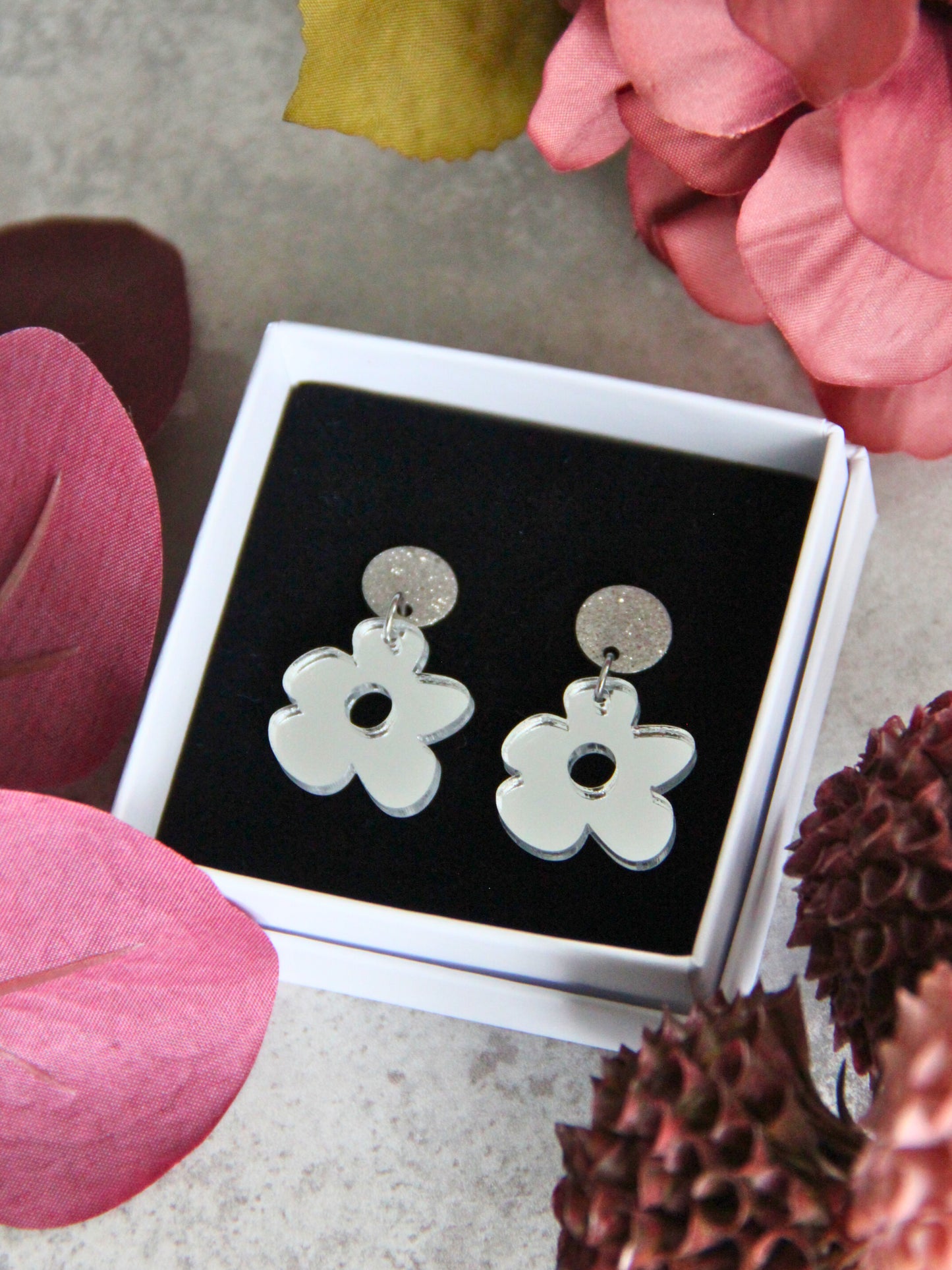 Pihlaja sparkle mini -korvakorut