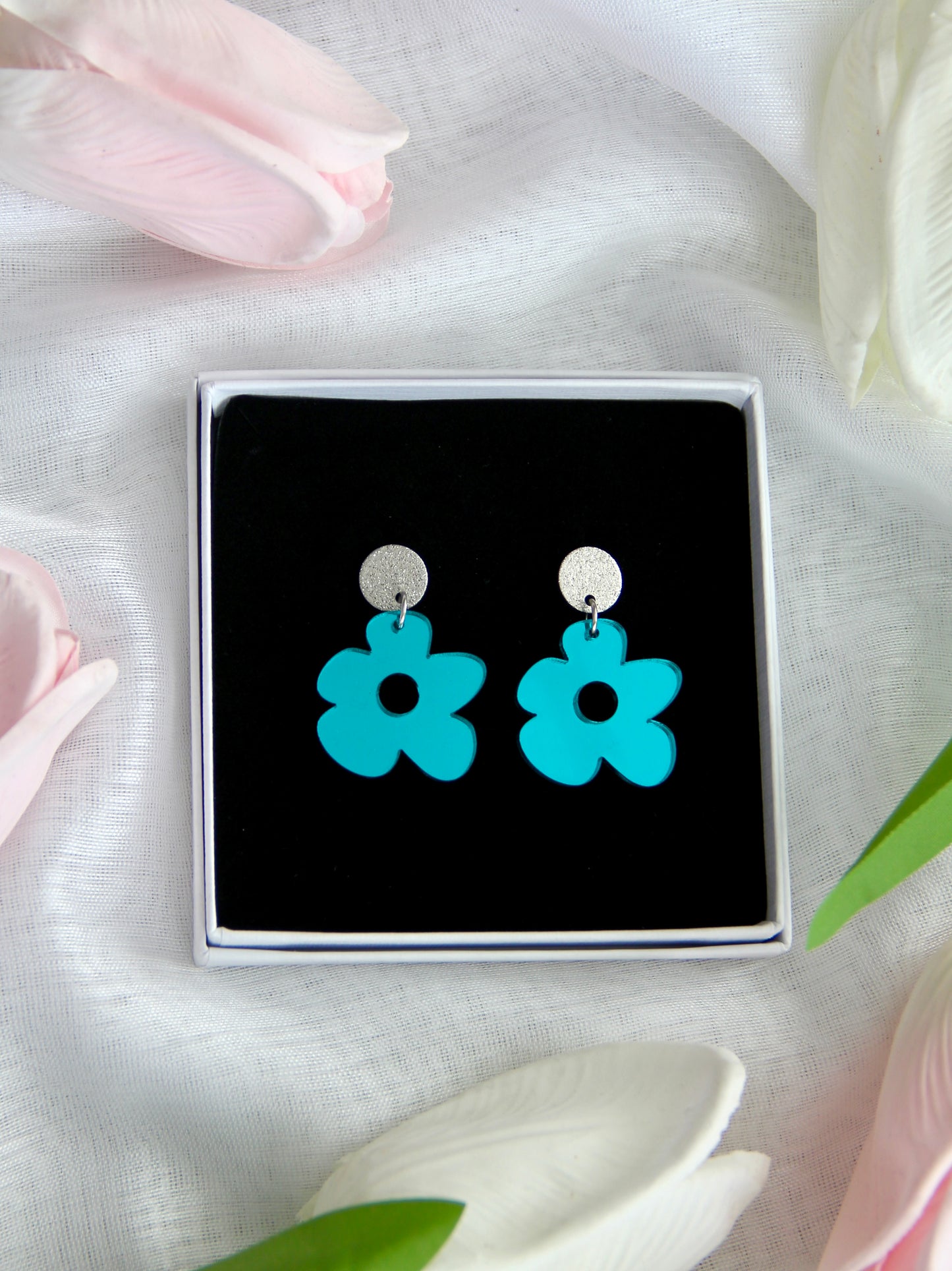 Pihlaja sparkle -korvakorut