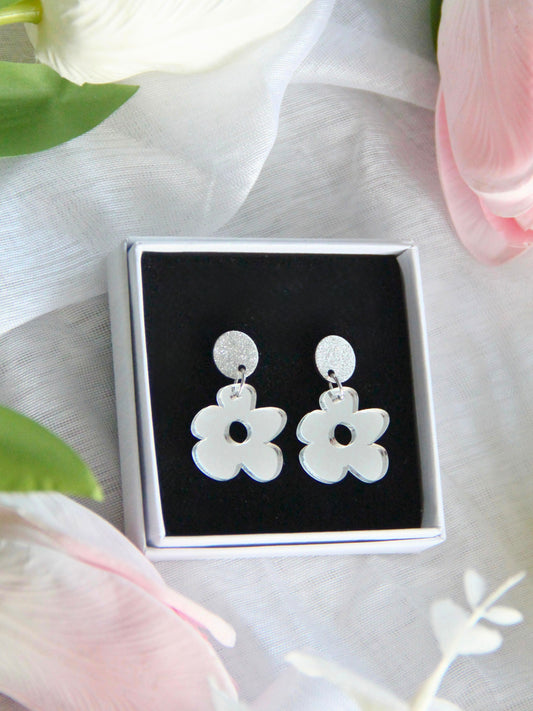 Pihlaja sparkle mini -korvakorut