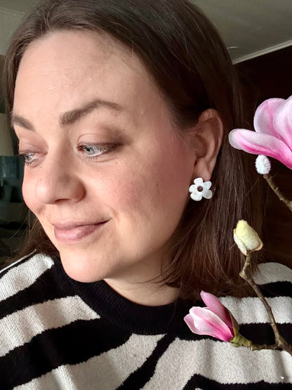 Pihlaja -nappikorvakorut