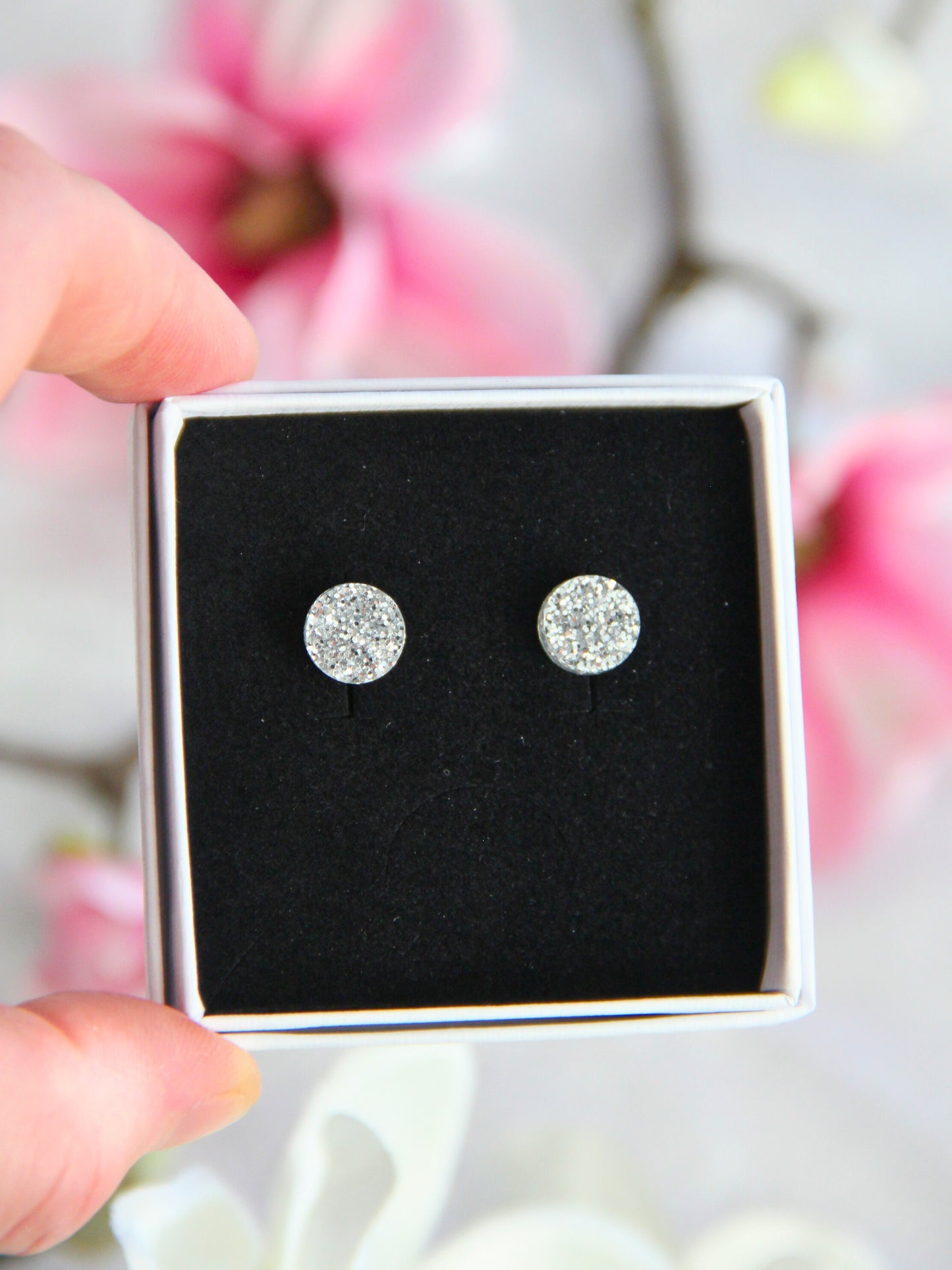 Glorious-nappikorvakorut