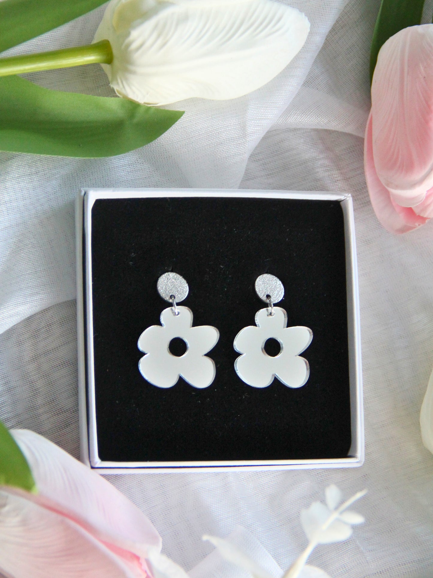 Pihlaja sparkle -korvakorut