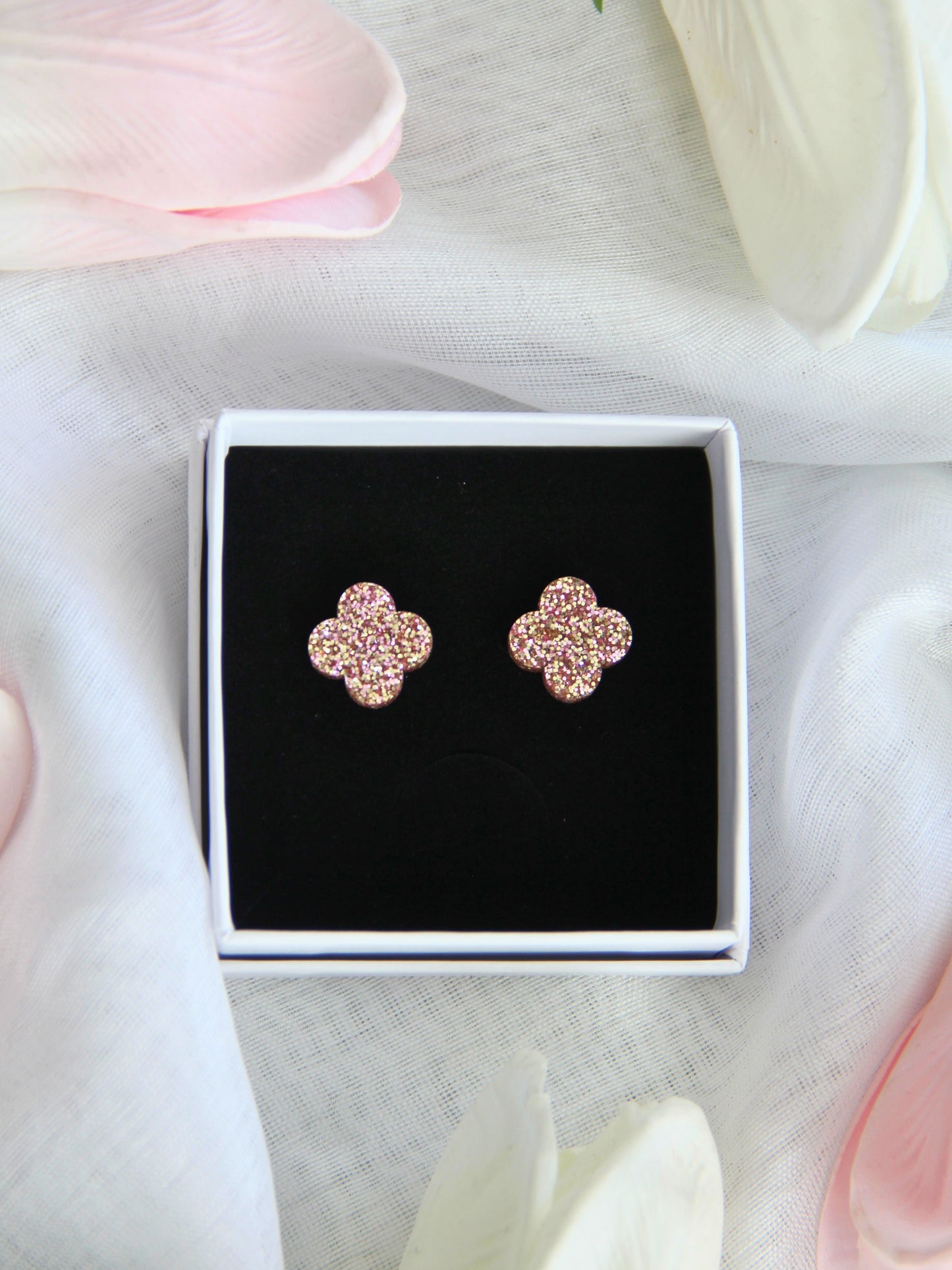 Lucky-nappikorvakorut glitter