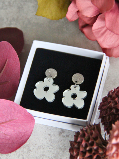 Pihlaja sparkle mini -korvakorut