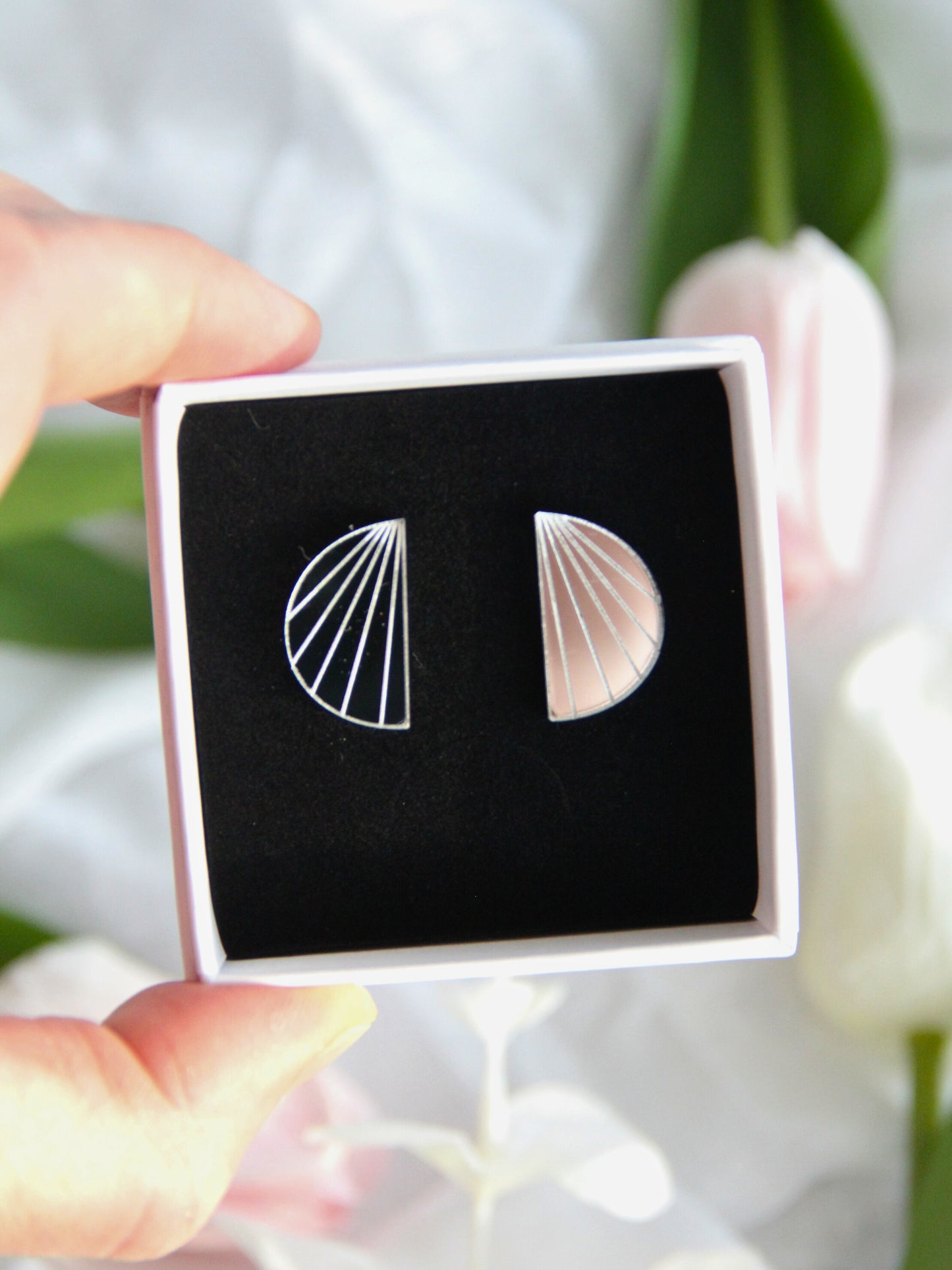 Lumo-nappikorvakorut