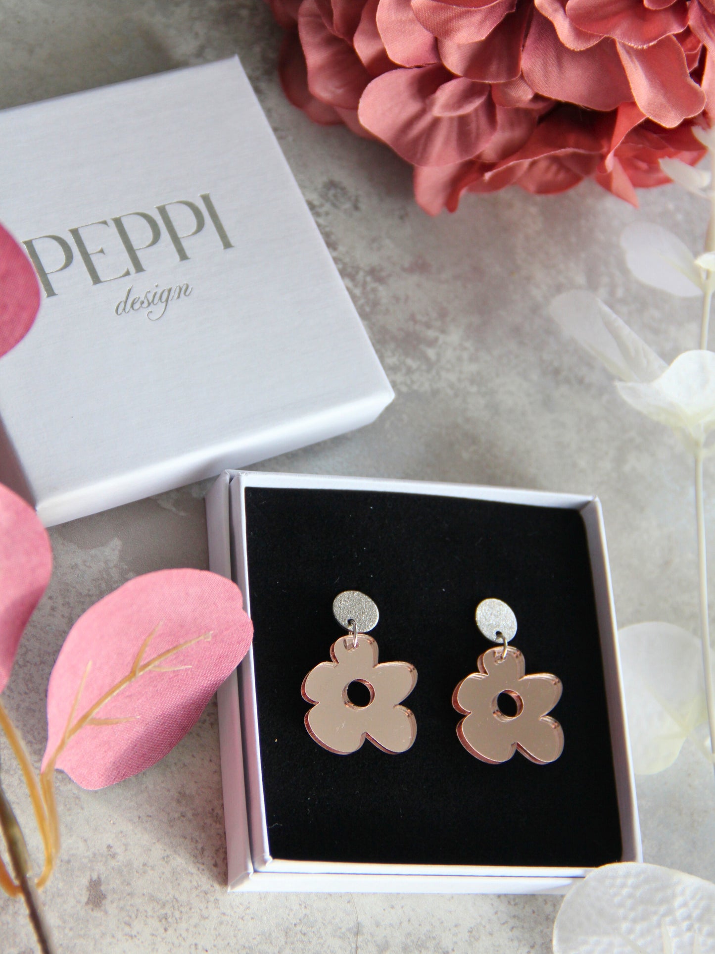 Pihlaja sparkle -korvakorut