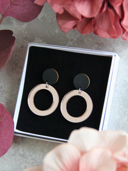Fabulous Rings -korvakorut peiliakryyli