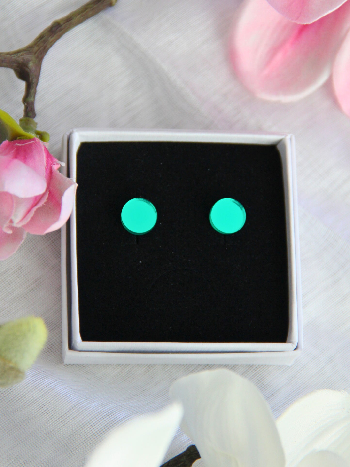 Pretty-nappikorvakorut